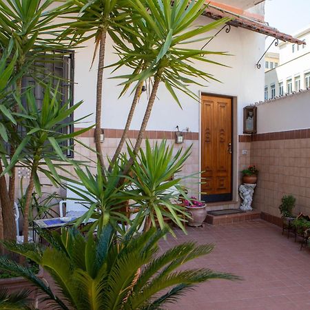 Gege'S Home نابولي المظهر الخارجي الصورة